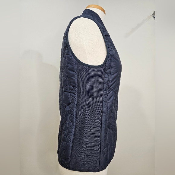 Hunter Vest NWT - Picture 13 of 16